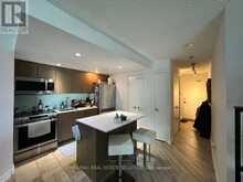 709 - 8 YORK STREET Toronto