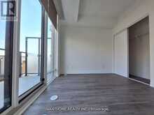 15 - 861 SHEPPARD AVENUE W Toronto