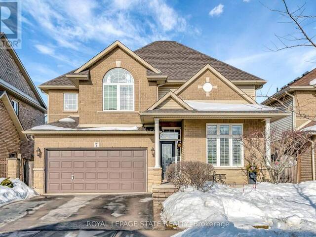 7 BOCELLI CRESCENT Hamilton Ontario