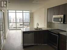 1401 - 30 ROEHAMPTON AVENUE Toronto