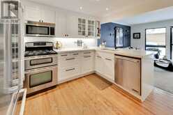 8 ELLSWORTH AVENUE Toronto