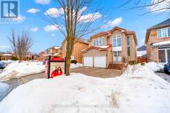 11 FERNCLIFFE CRESCENT Markham