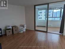 2501 - 270 QUEENS QUAY W Toronto