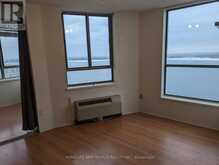 2501 - 270 QUEENS QUAY W Toronto