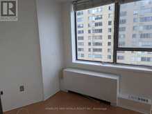 2501 - 270 QUEENS QUAY W Toronto