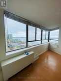 2501 - 270 QUEENS QUAY W Toronto