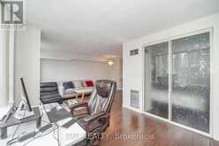 2322 - 633 BAY STREET Toronto