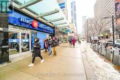 2322 - 633 BAY STREET Toronto