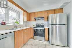 25 - 1128 DUNDAS STREET W Mississauga