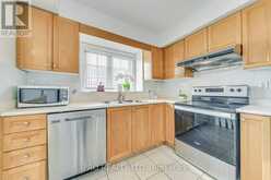 25 - 1128 DUNDAS STREET W Mississauga