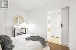 910 - 218 QUEENS QUAY W Toronto