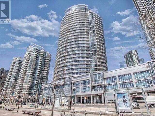 910 - 218 QUEENS QUAY W Toronto Ontario