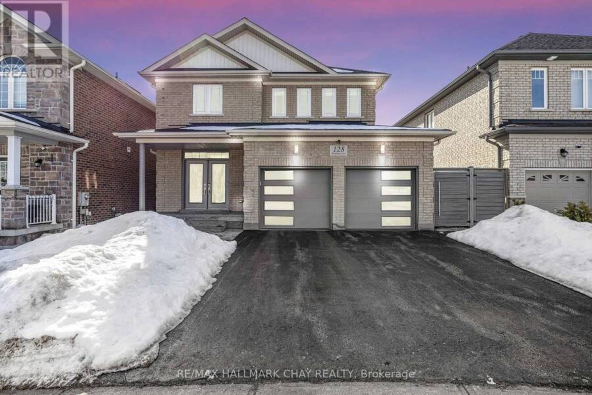 128 HOPKINS CRESCENT Bradford/West Gwillimbury