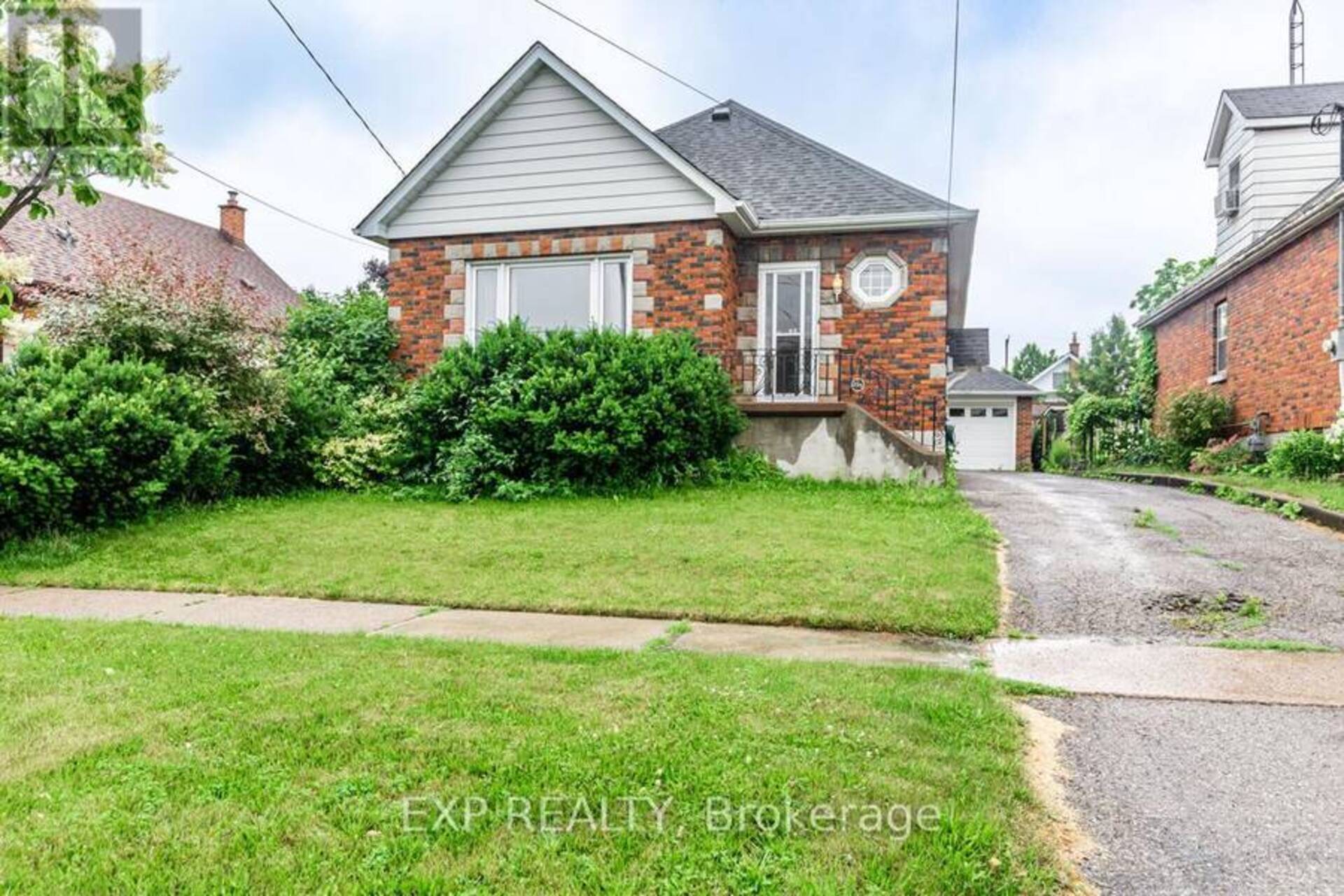 295 MONASH AVENUE Oshawa