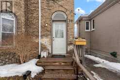 39 NIAGARA STREET Brant