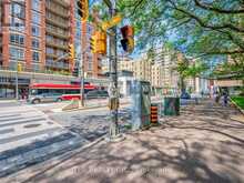 1701 - 63 ST CLAIR AVENUE W Toronto