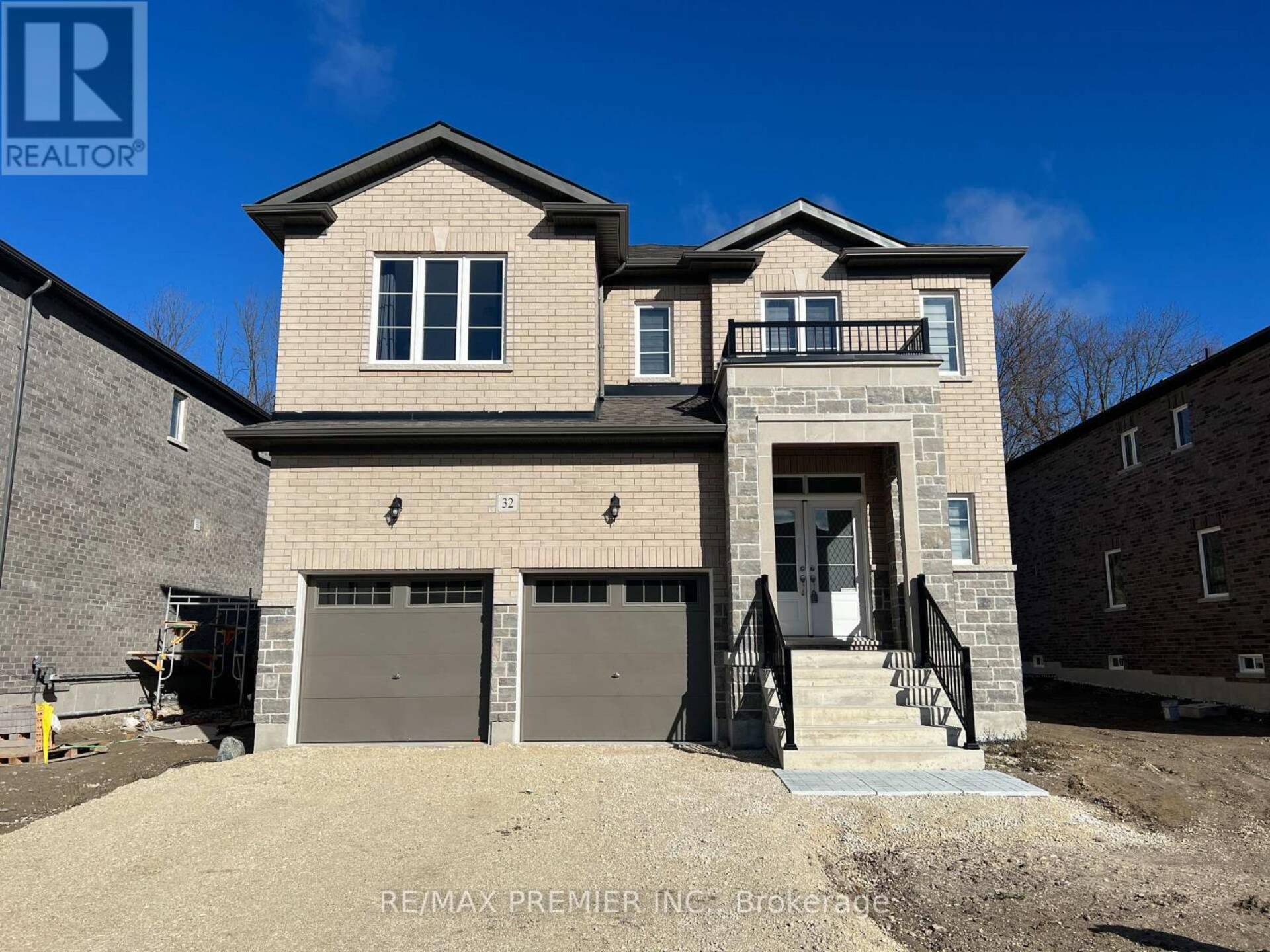 32 AMBER DRIVE Wasaga Beach