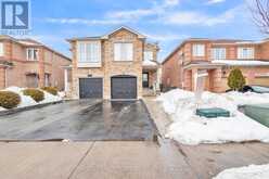 18 ROADMASTER LANE Brampton