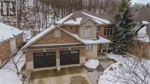 82 TERRACE DRIVE Grimsby