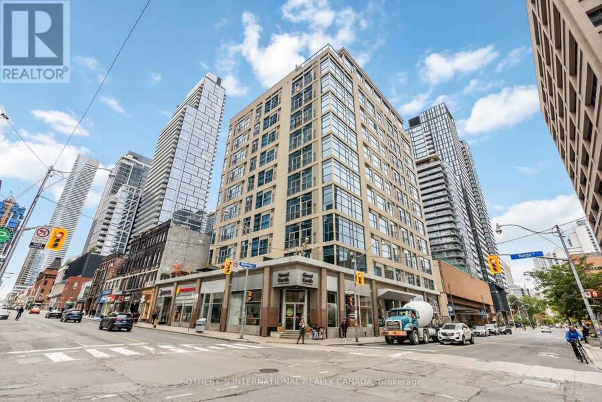 507 - 8 WELLESLEY STREET E Toronto