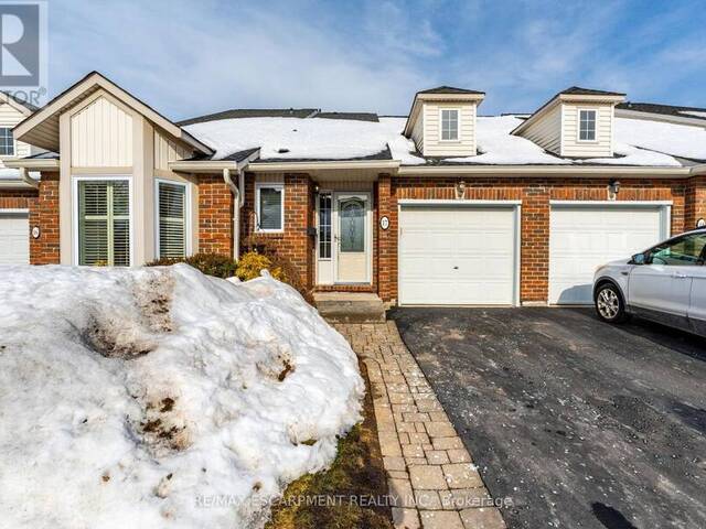 17 - 222 FELLOWES CRESCENT Hamilton Ontario