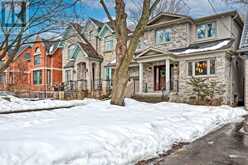 17 WORTHINGTON CRESCENT Toronto