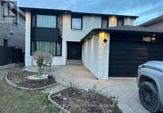 1813 SPRUCE HILL ROAD Pickering