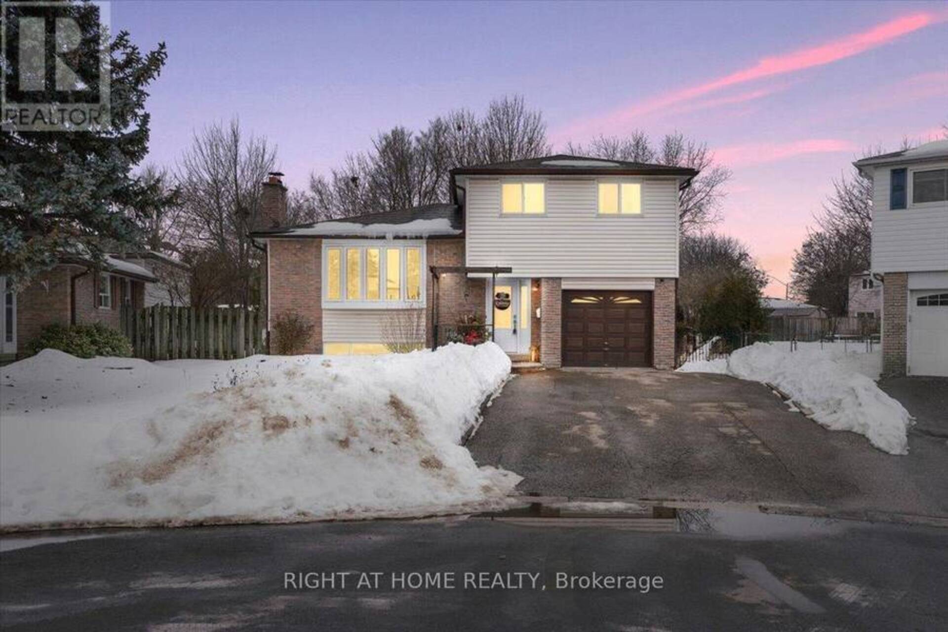 14 GROVETREE PLACE Brampton