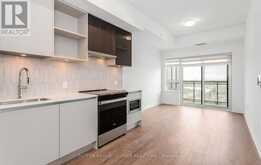 714 - 395 DUNDAS STREET W Oakville