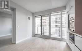 4706 - 2221 YONGE STREET Toronto