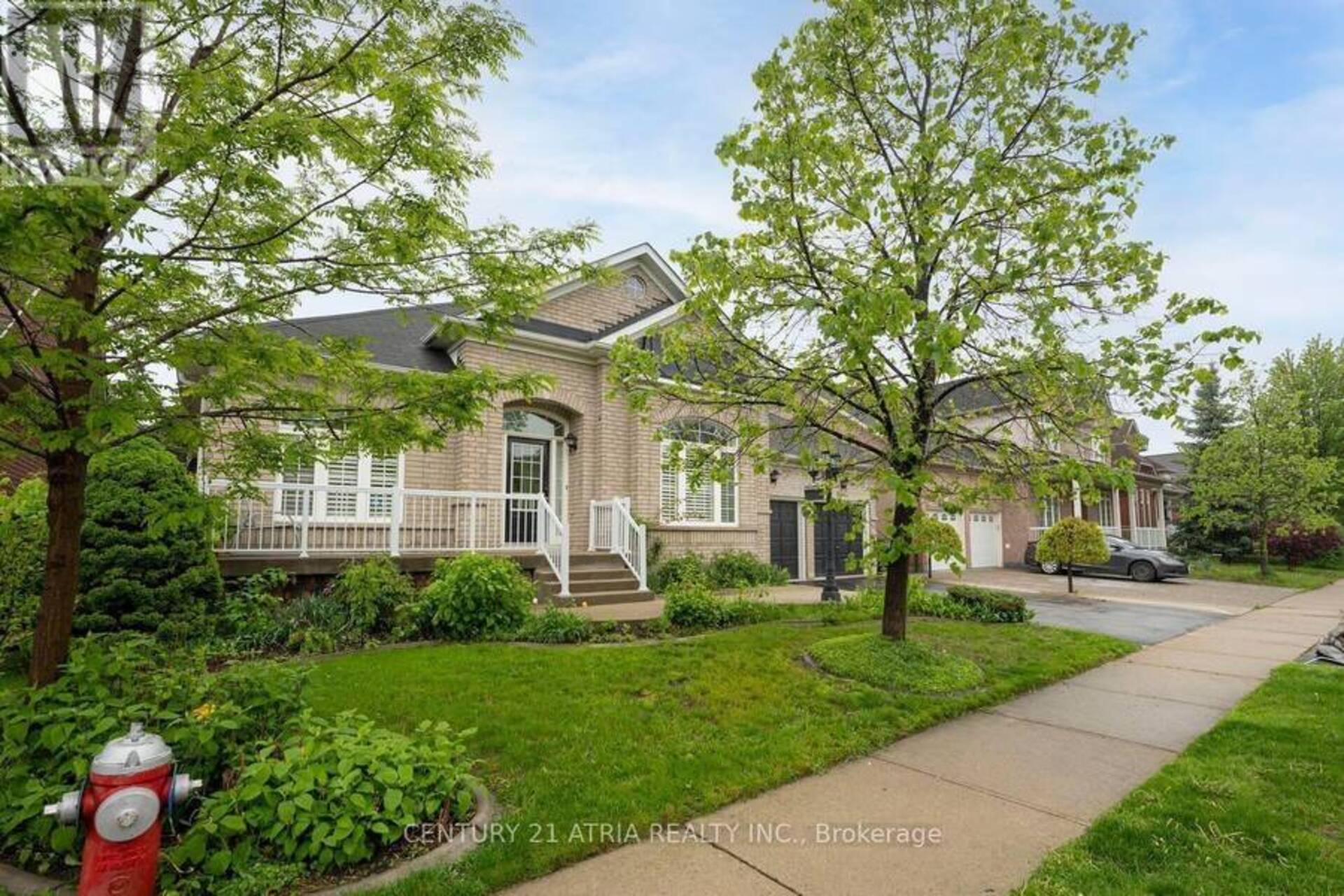 6 SHUTER LANE Brampton