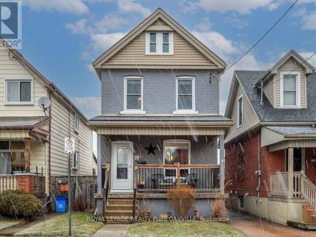 29 1/2 ROSEMONT AVENUE Hamilton Ontario