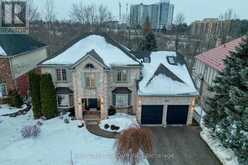 107 GLENRIDGE CRESCENT London