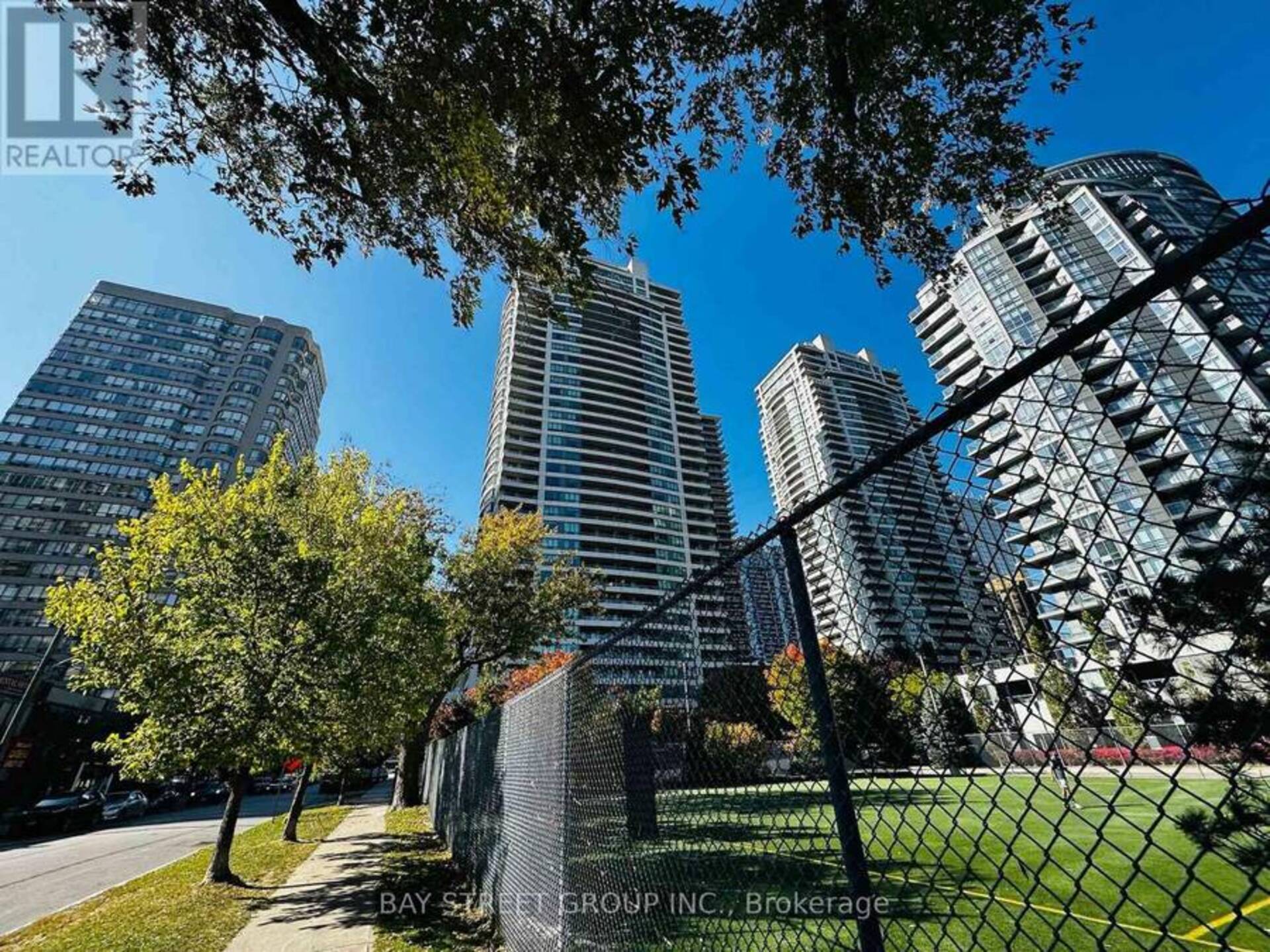 1909 - 18 SPRING GARDEN AVENUE Toronto