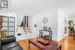 2 GREEN MEADOW WAY Hamilton