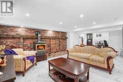 2 GREEN MEADOW WAY Hamilton