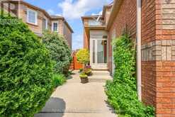 899 WINTERTON WAY Mississauga