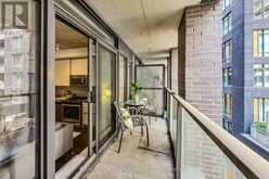 320 - 111 BATHURST STREET Toronto