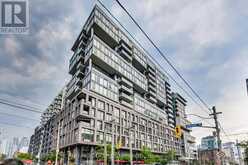 320 - 111 BATHURST STREET Toronto