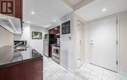 917 - 168 SIMCOE STREET W Toronto