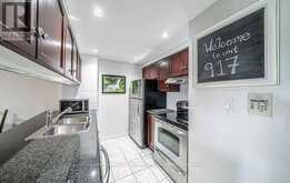 917 - 168 SIMCOE STREET W Toronto