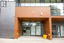 917 - 19 WESTERN BATTERY ROAD Toronto