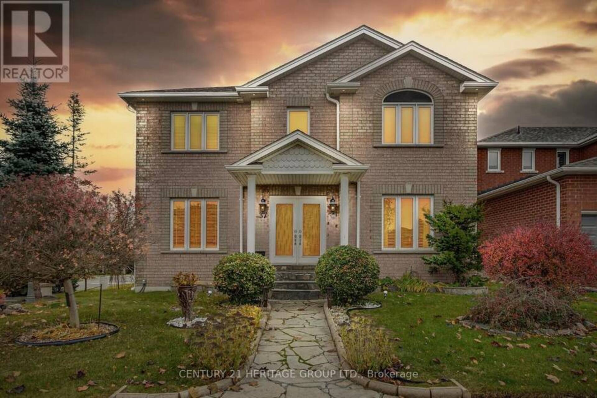 37 SAINT AVENUE Bradford/West Gwillimbury