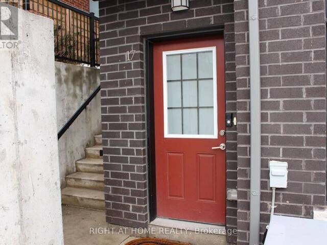 17 - 6 BICKNELL AVENUE Toronto Ontario