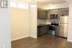 17 - 6 BICKNELL AVENUE Toronto