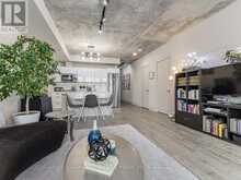 816 - 608 RICHMOND STREET W Toronto