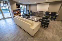 307 - 816 LANSDOWNE AVENUE Toronto