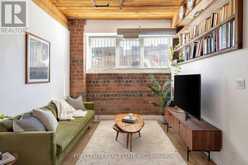 105 - 2154 DUNDAS STREET W Toronto