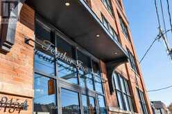 105 - 2154 DUNDAS STREET W Toronto