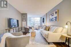 212 - 120 PROMENADE CIRCLE Vaughan